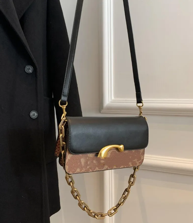 Mini retro zadel half halve maan schouder draagbare crossbody onderarm wijn god kleine vierkante tassen