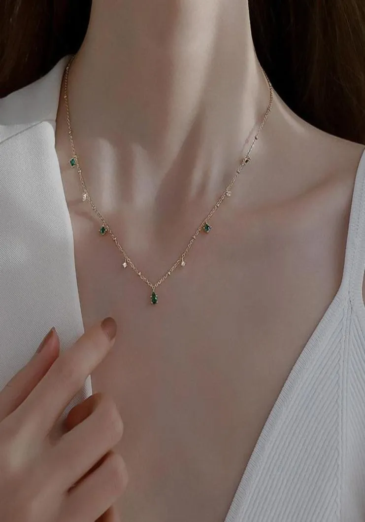 Cadenas 925 Collar de gargantilla de plata esterlina para mujeres Regalos de cadena de clavícula de circón verde exquisito SN7425809726
