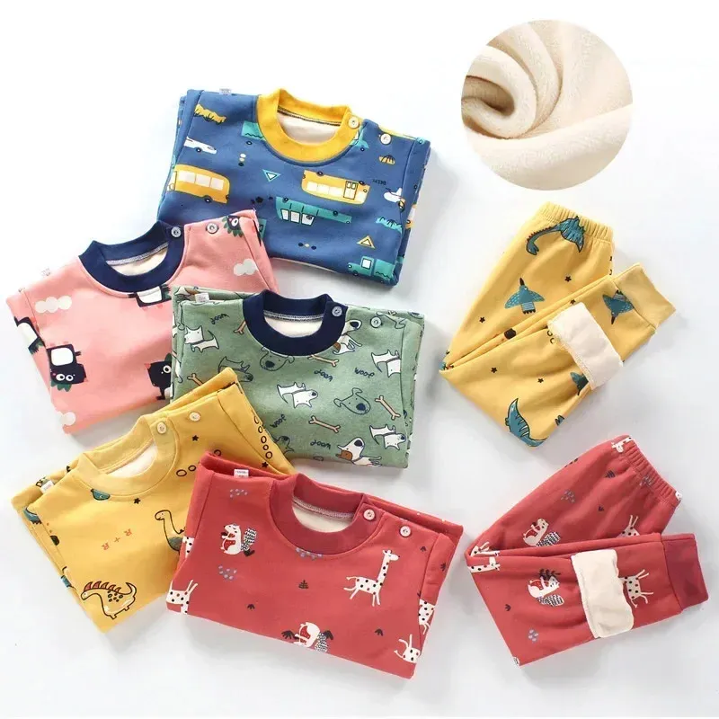 Inverno crianças conjuntos de roupas quentes pijamas de lã para meninos e meninas engrossar crianças sleepwear veludo bebê roupa interior térmica 231220
