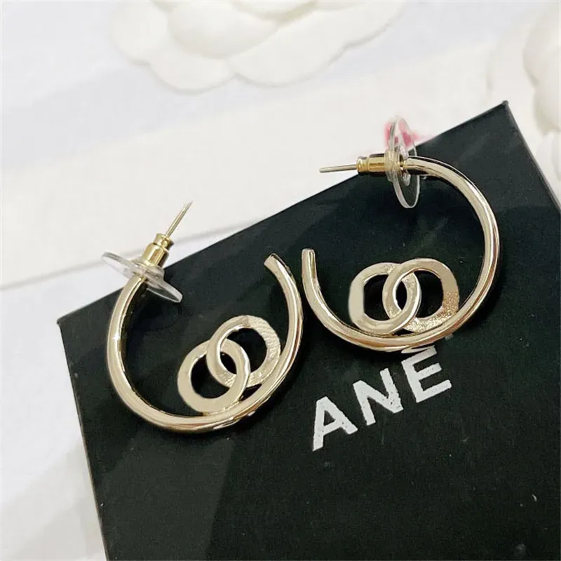 Lyxdesigner Hoop Earrings For Womens Gold Hoops Earings Jewelry Womans Charm Earring Stud Dangle Earing des Boucles Oreilles Wedding Present 2312217d