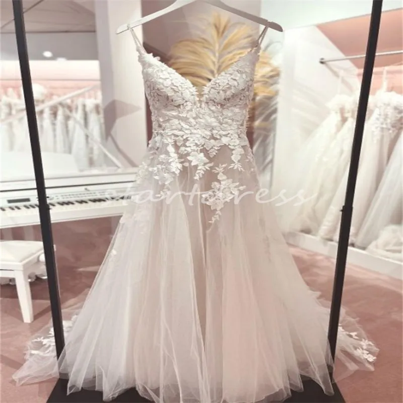 Fée Boho Robe De Mariée 2024 Bretelles Spaghetti Dos Nu Tulle Appliques Robe De Mariée Bohème Sexy Dos Nu Rustique Pays Robe De Mariée Chic Dentelle Robes De Novia