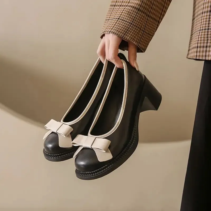 Sweet Bow High Heels 여자 가을 패션 우아한 Mary Short Shod 야외 걷는 신발 파티 펌프 Zapatos Vester Mujer 231221