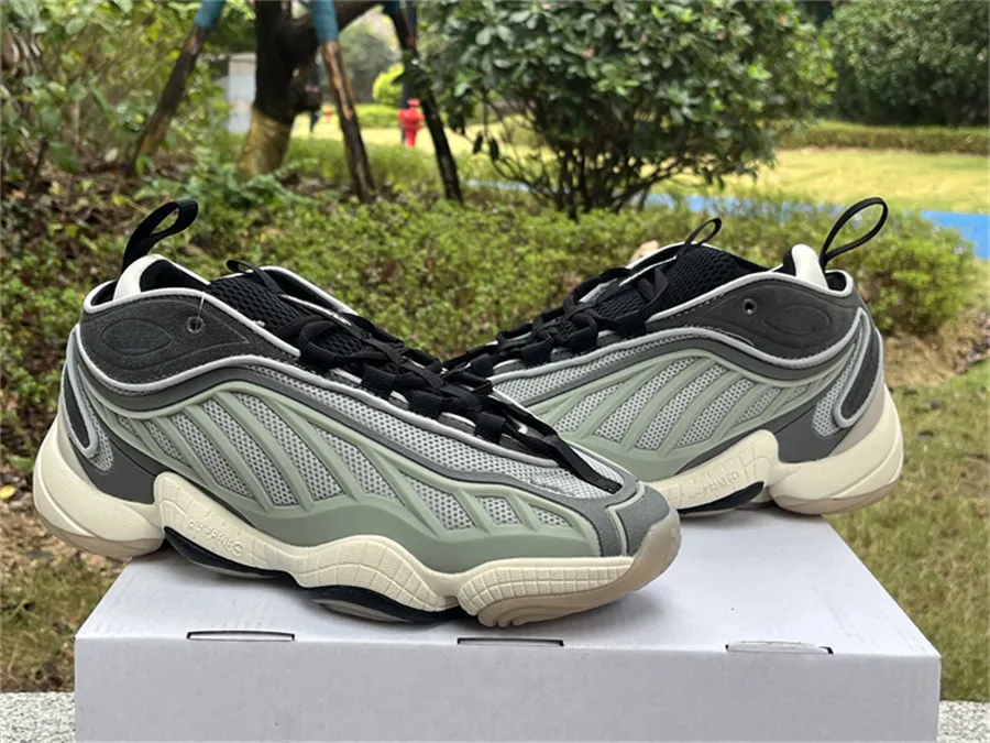 500s sneakers