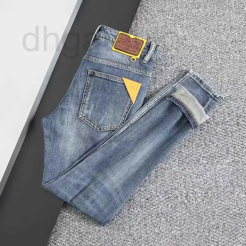 Diseñador de jeans para hombres Classic European Men's Jeans Presbyterian Monogram Bordado Estado de tendencia lagrimal Pantalones de motocicletas para hombres Slim VBi7