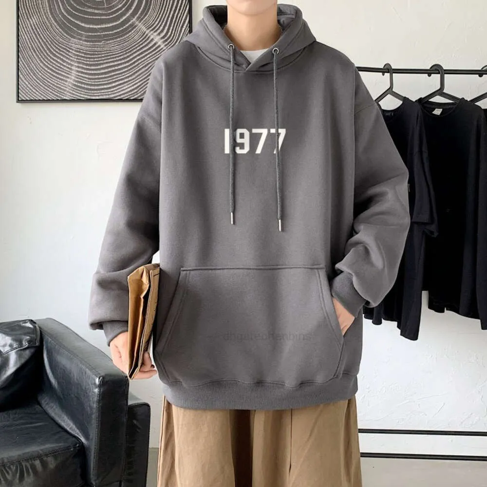 Designerin Cel Women and Men Hooded Hoodie Kapuzenhaube für Jungen im Herbst und Winter Plüsch verdickte und lose amerikanische Paar Instagram Trend Cel Genb Mfqk Lazy Style