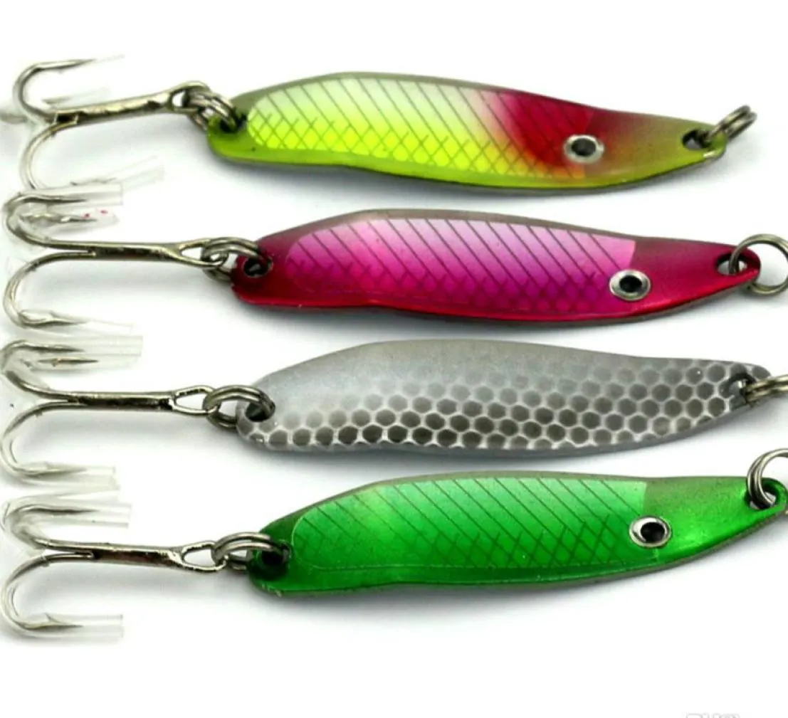 HENGJIA 50pcs Fishing Spoon Lures 65g 5cm spinner and spoon silverSpinner multicoloured Hard Bait colorful metal baits7395207