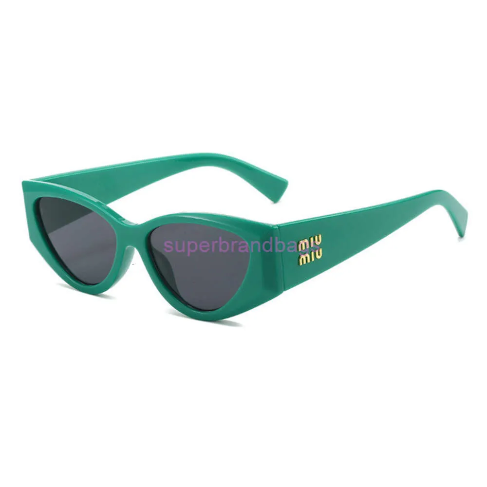 Sunglasses for women New 105MIU sunglasses home sunglasses sun visors street photos versatile sunglasses trendy and fashionable sunglasses party glasses