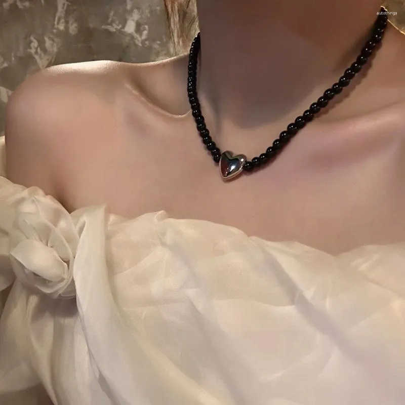 Anhänger Halskette Youngx Koreanisch süße schwarze Perlen Herz Halskette für Frauen elegante leichte Luxuskristall -Choker -Trendschmuck Geschenk