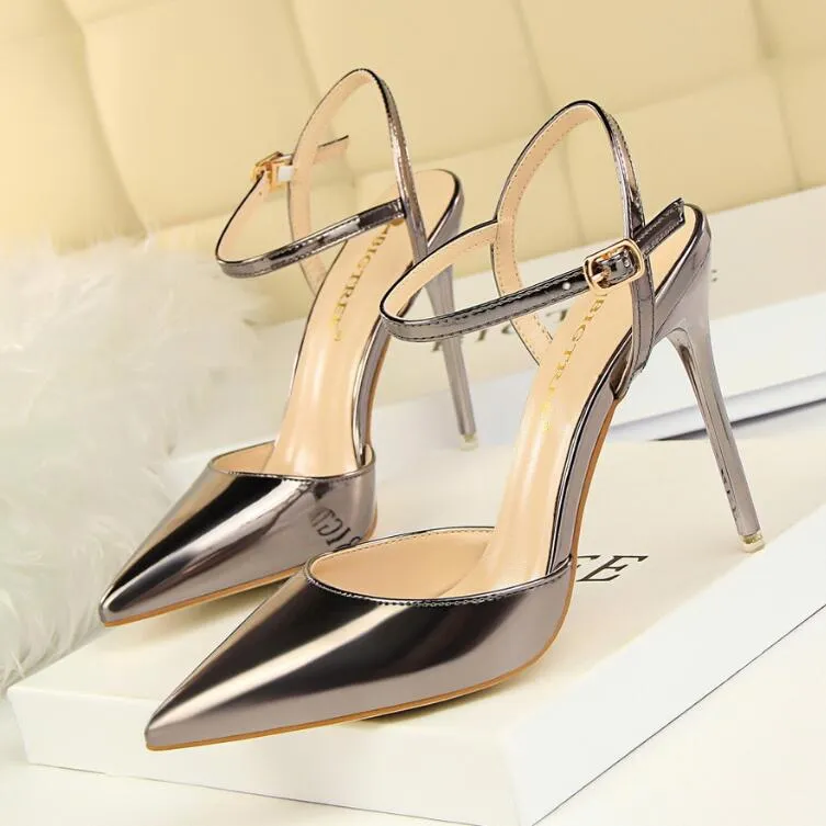 Nya gladiatorsandaler Sexig mode Super Lady Super High Heel Wedding Party Women Pumps Shoes