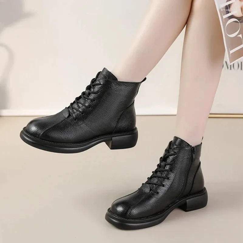 Botas Luxo Lace Up Mulher Ocidental Impermeável Real Autêntico Sapatos De Couro Mãe Senhoras Botas De Pele Gótico Menina Mulheres Tornozelo