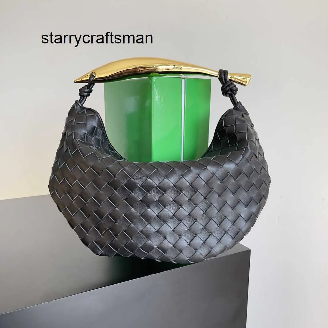 Italie Botteg Venet Leather Hangbag Tote Sac Fashion Designer Handwork Weaving Crossbody Grade Trawlstring Metal Handle Mandlebag