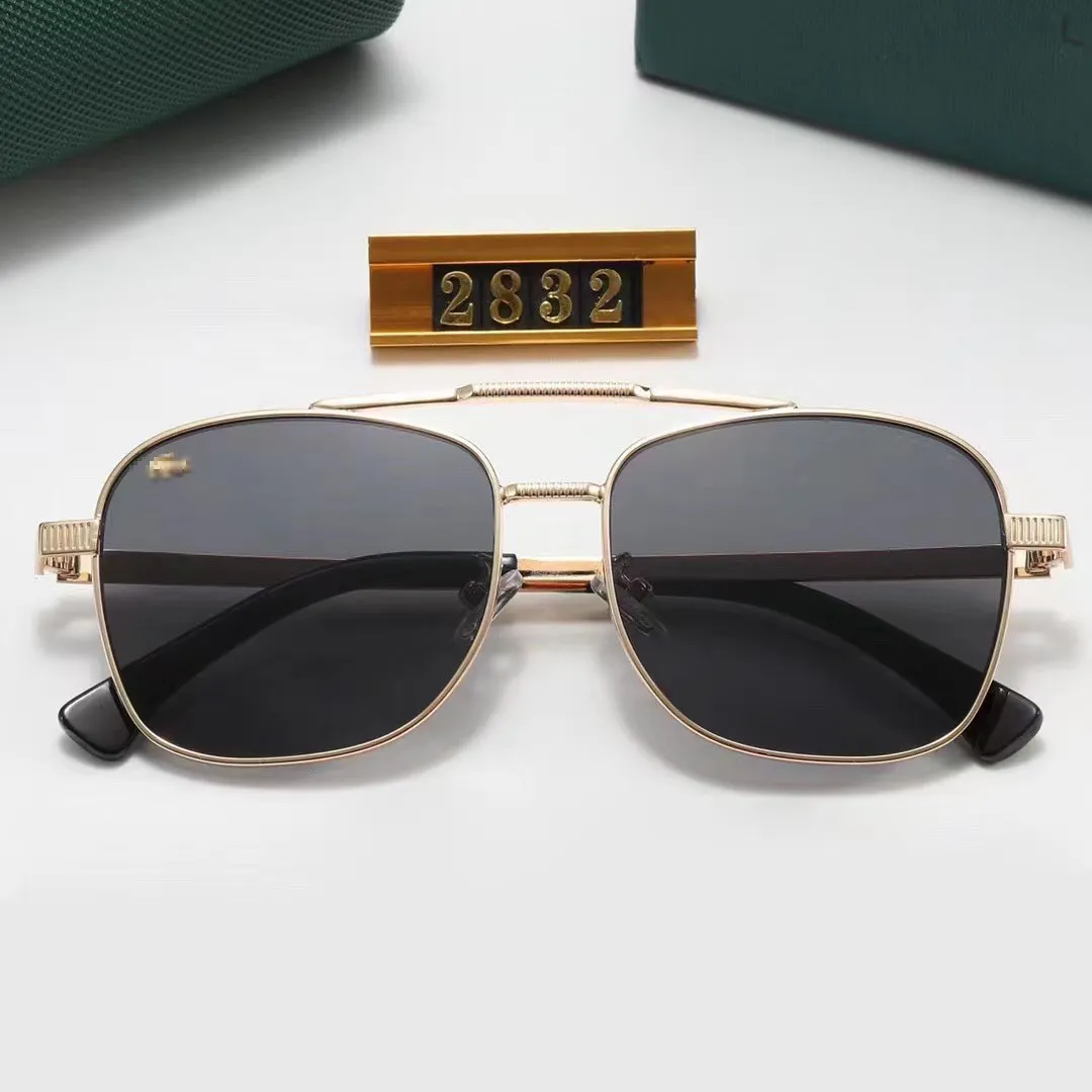 Économisez gros sur les achats en gros de Crocodile De Lunettes De Soleil  Sunglasses Fashion Crocodile Sunglasses For Women Designer Twin Beam Round 