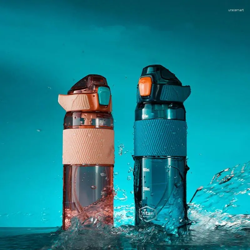 Bottiglie d'acqua Bottiglia di materiale da 750 ml/1000 ml/1600 ml con cannuccia Eco-friendly durevole Palestra Fitness Sport all'aria aperta Shaker Drink Bottl