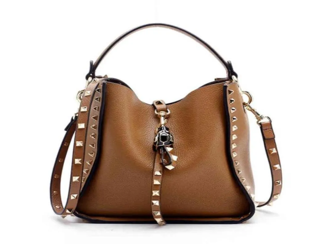 Cross Body Evening Bags Real Leather Rivet Bucket Bagpurses and Handbags Luxury Designer Studded Cowhide Ladies Shoulder Bag with Crossbody