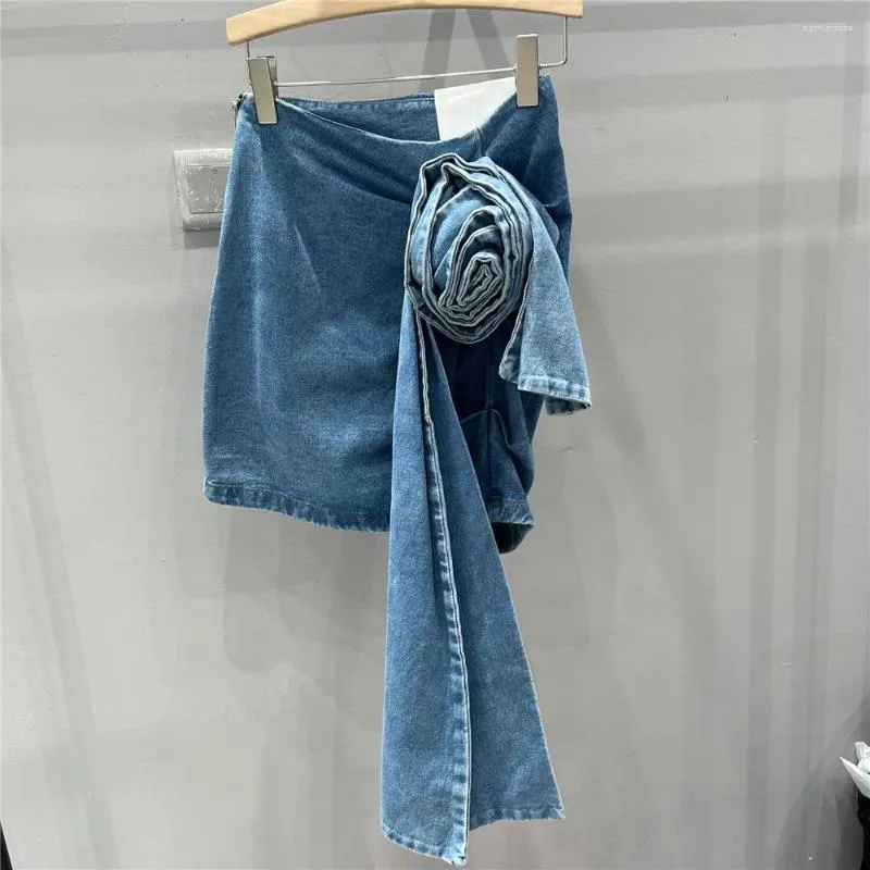 Röcke 2024 Frühling 3D Blume Dekoration Bänder Street Fashion Denim Rock Hohe Taille Sexy Mini Wrap Hüfte Weibliche Y4770