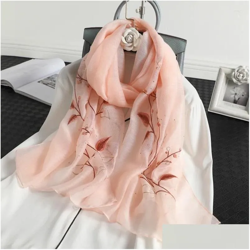 Foulards 2023 Solide Soie Femmes Écharpe Hiver Chaud Laine Châles Lady Wraps Bufanda Floral Pashmina Broderie Foard En Gros Drop Deliv Dhv0R