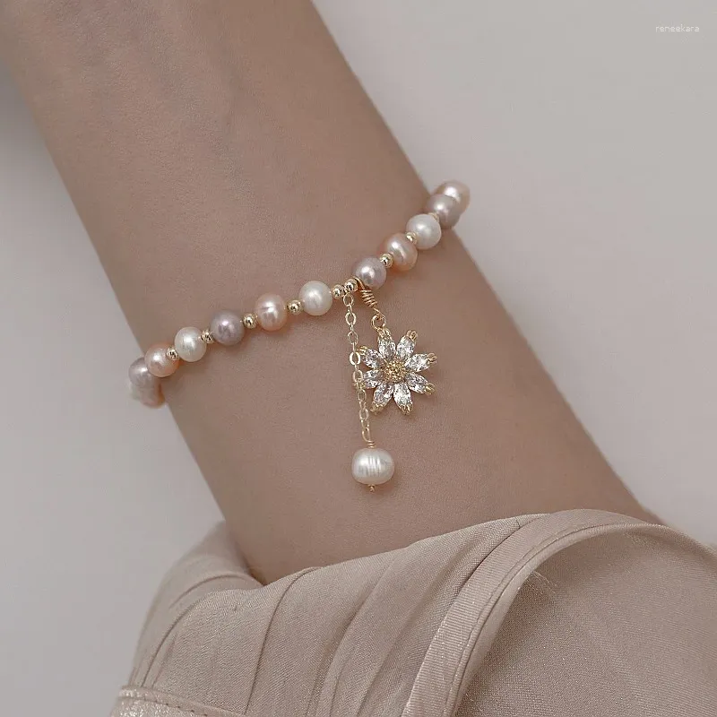 Strand Minar Bracciale di perle d'acqua dolce a contrasto stile coreano per le donne Braccialetti con ciondoli a forma di fiore in zircone di rame placcato oro reale 14K