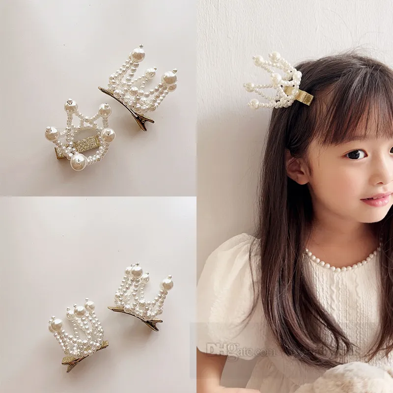 Girls Lace Bows Pearls Crown Hair Clip Boutique Bambini Colorful Pompons Crown Birthday Accessori per feste di compleanno per bambini All-Matching Princess Hairpins Barrettes Z6202