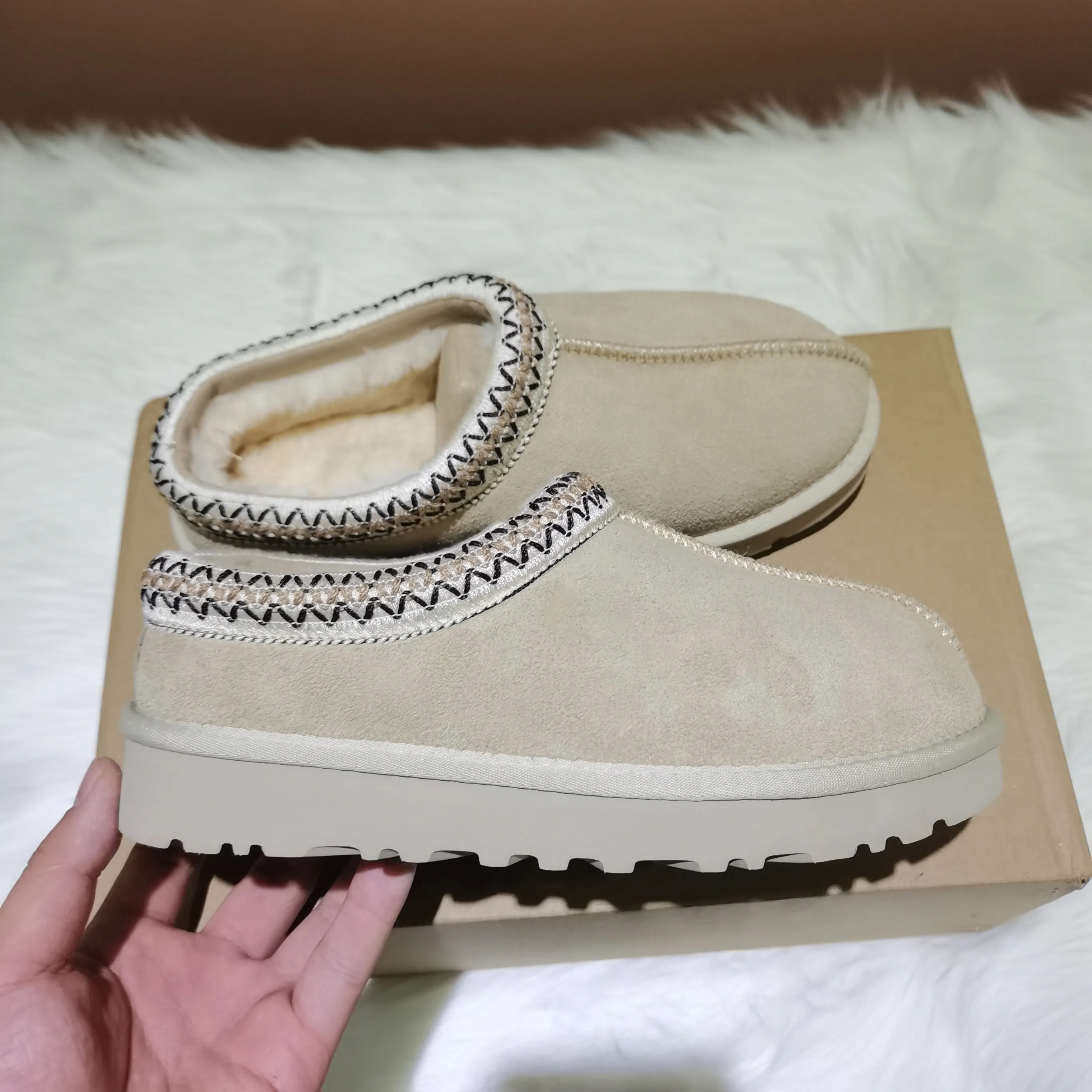 Sheepskin Platform Slides: Tasman-Style Slippers, Chestnut