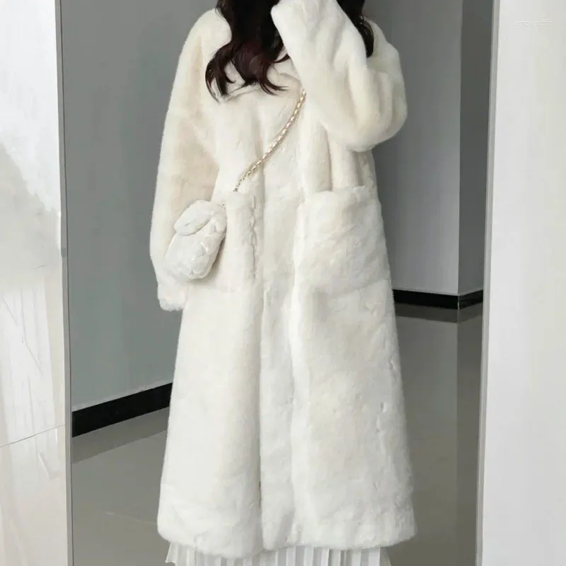 Kvinnors päls kvinnor vinter i mitten längd faux kappa koreanska mode förtjockar långa rockar eleganta pälsjackor högkvalitativ plysch