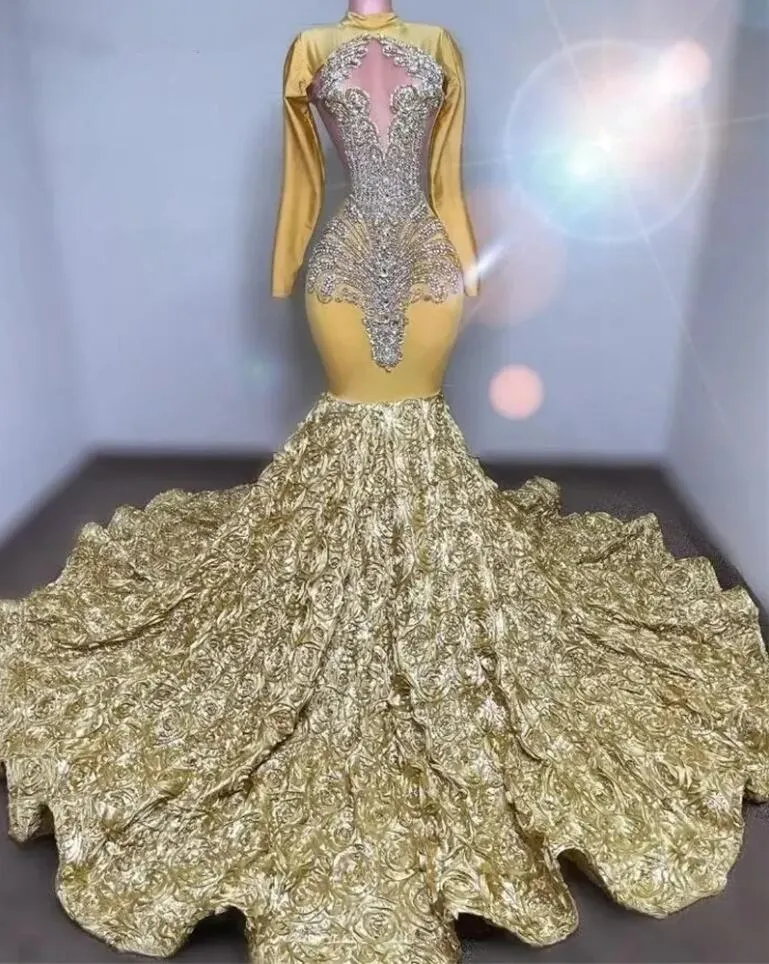 Sparkly Gold Satin Diamonds Long Prom Dress 2024 Long Sleeves Crystal Rhinestone Beading Ruffle Birthday Party Dress Evening Gowns Robe