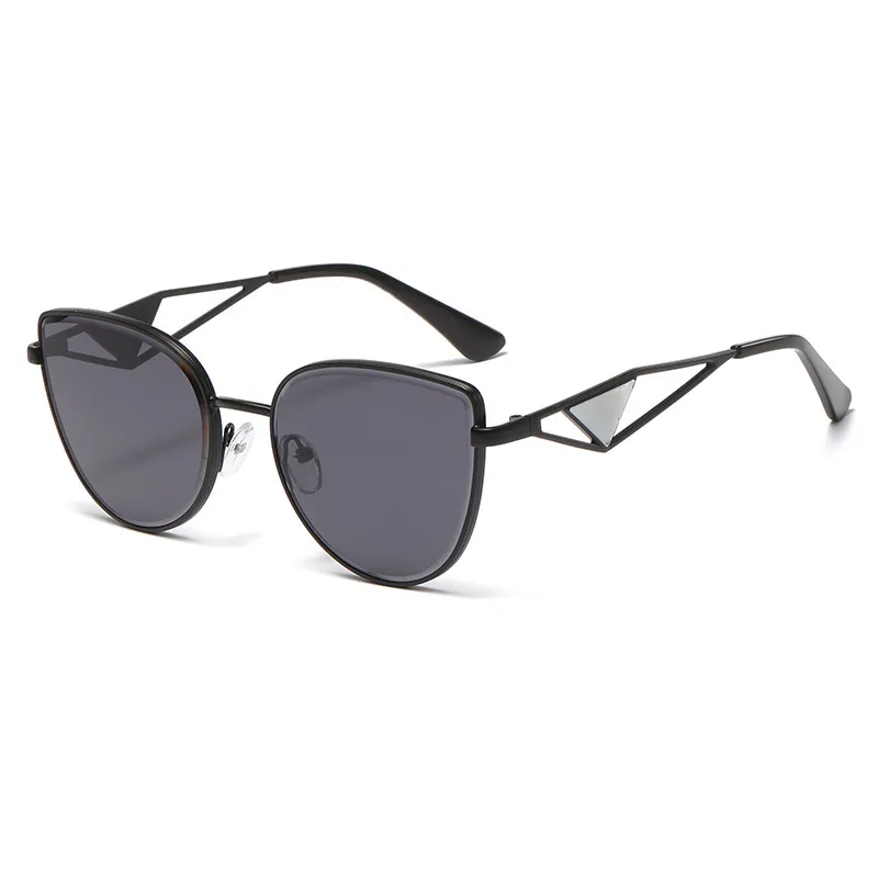 Marque des lunettes de soleil pour hommes et femmes tendance des lunettes de soleil anti-enclassement des lunettes de soleil féminines