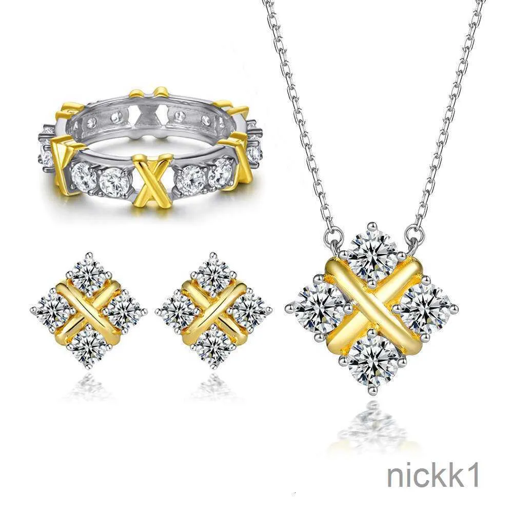 Collana set di gioielli in argento sterling set da donna anello a stella a tre pezzi S925 Orecchini di lettere collana di diamanti piccoli 9m35