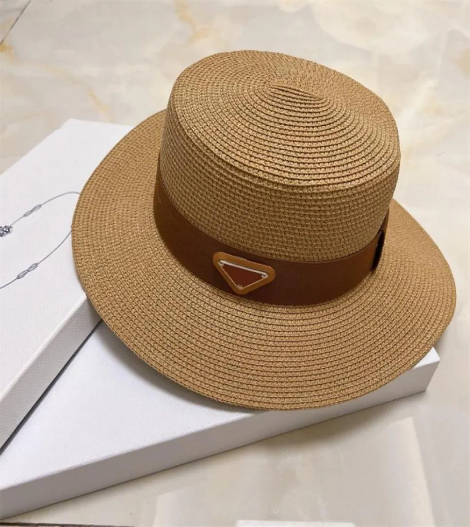 Chapeau de paille d'été Sunhats Caps Designer Bucket Hats Femmes hommes Fashion Beach Cascs Classic 6 Colours Outdoor Sun Hat Fited Hats BaseB9613398