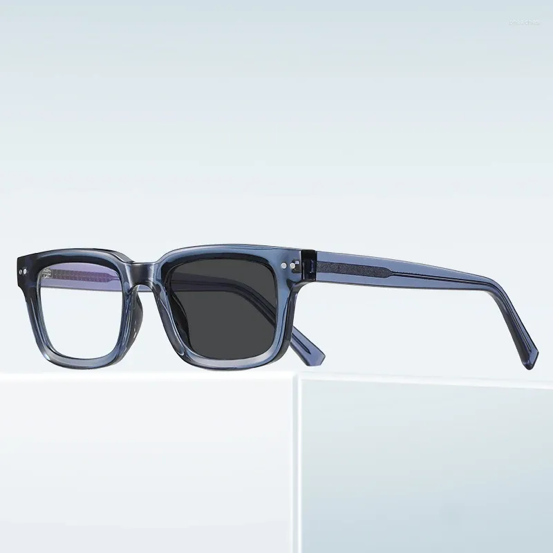 サングラスvkyee Square Simple Men's Hyopia Hyperopia Eye Glasses Anti-Blue Light ReadingはカスタマイズすることができますPFD2189