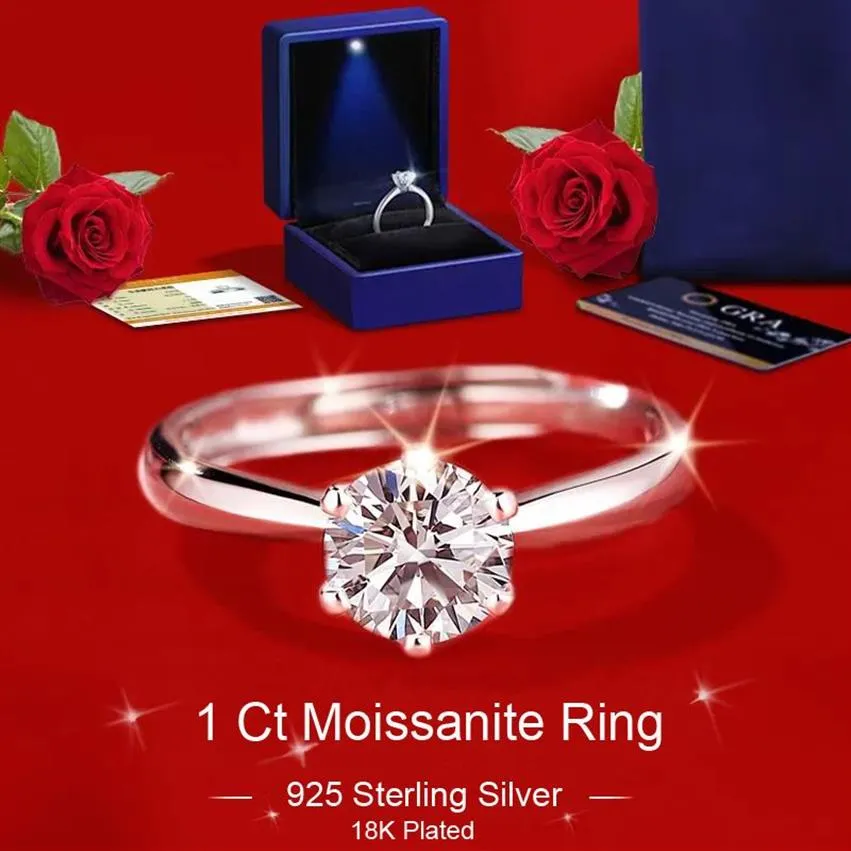 1CT Women Moissanite Rings 925 Sterling Silver 18K PLATED DIAMAND TOP Kwaliteit Lady trouwring Geschenk met doos Verstelbare maat Fash297i