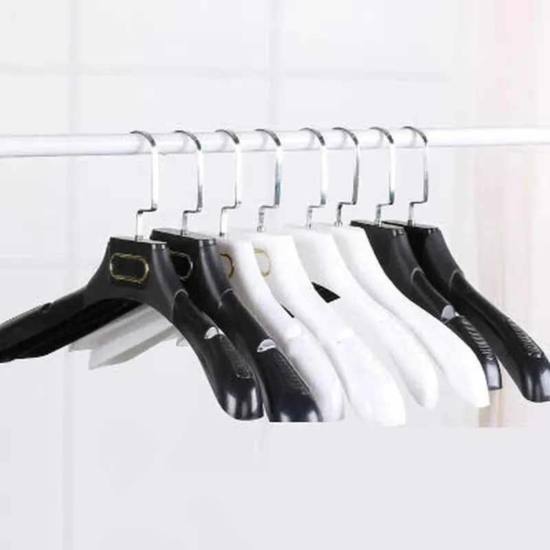 Racks Nonslip Plastic Hangers for Clothes 10pcs White/black Closet Clothing Store Adult Wide Shoulder Drying Rack Clothes Organizer 210