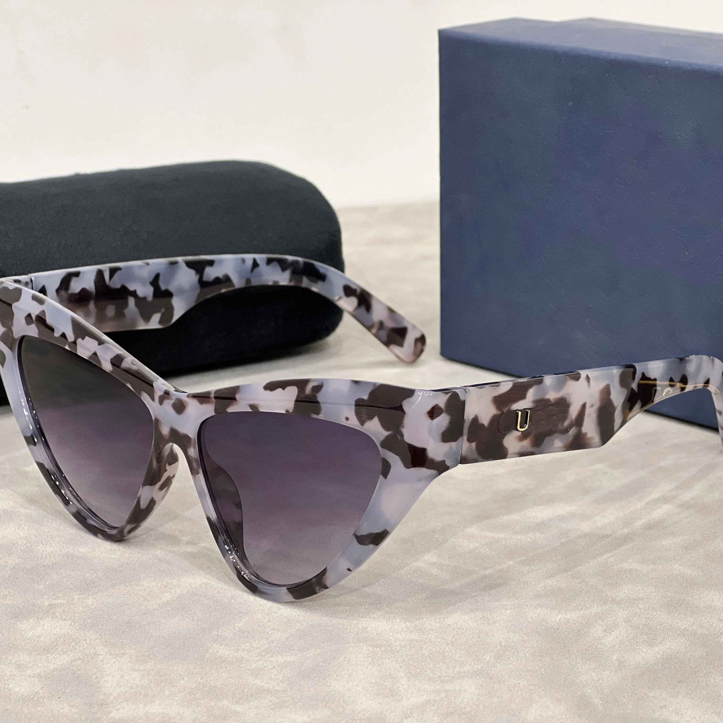 Sunglasses designer sunglasses luxury designer sunglasses beach travel sunglasses with optional gift box Women's eyewear metal design sun shades