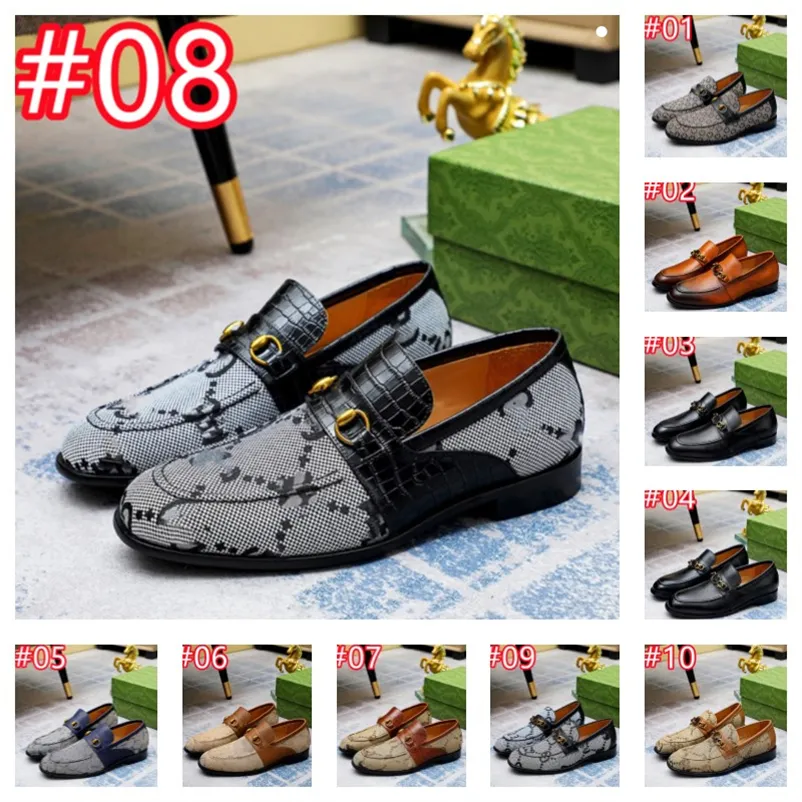 Designer da 30 model uomini traspiranti per matrimoni luminosi affari formali formali casual tendenza punta di punta britannica in pizzo di pizzo brevetto lussuoso maschile scarpe da uomo lussuoso