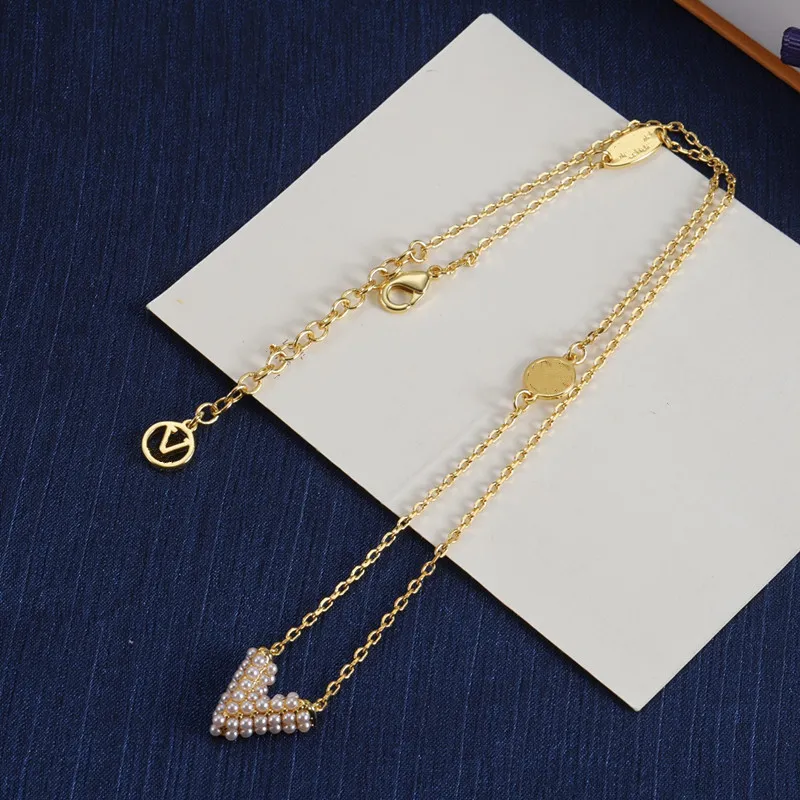 With BOX Pendant Necklaces Designer Letter V Chokers Luxury Women Fashion Jewelry 18K Gold Pearl Necklace jewelry