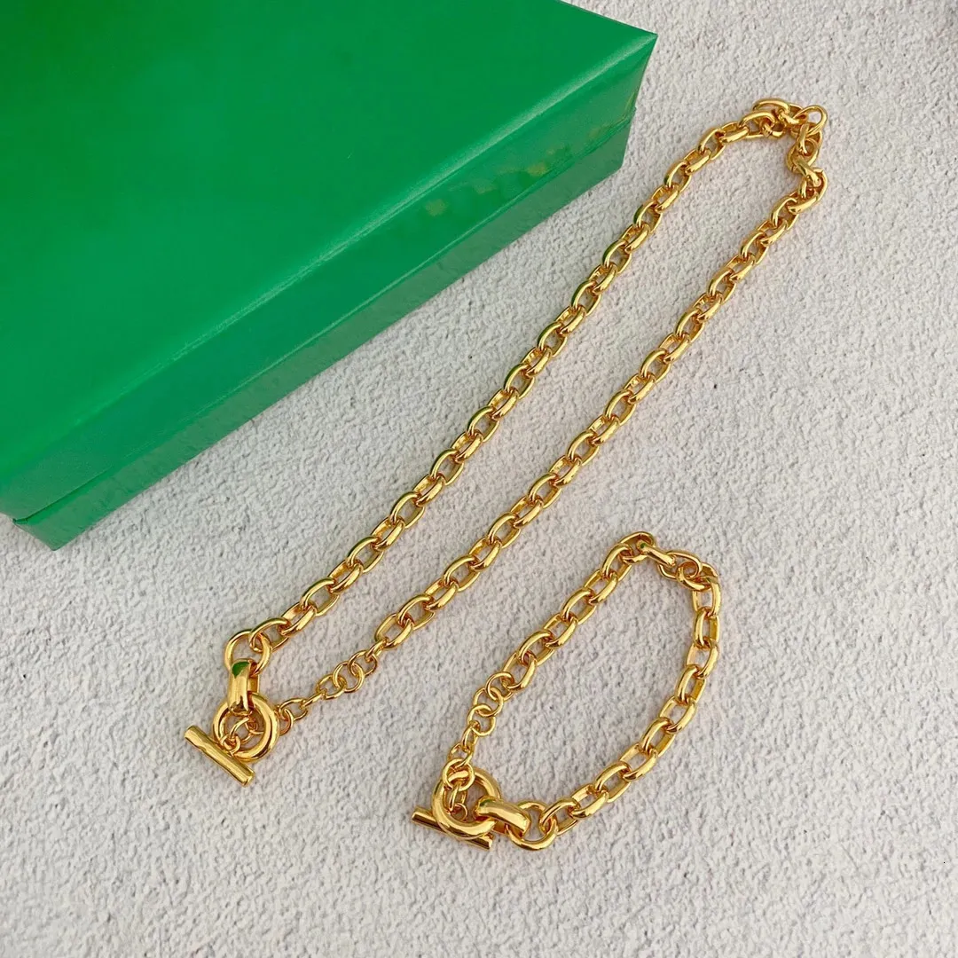 Colliers de pendentif 2024 Bracelet de chaîne à chaîne plaque à or 18 km