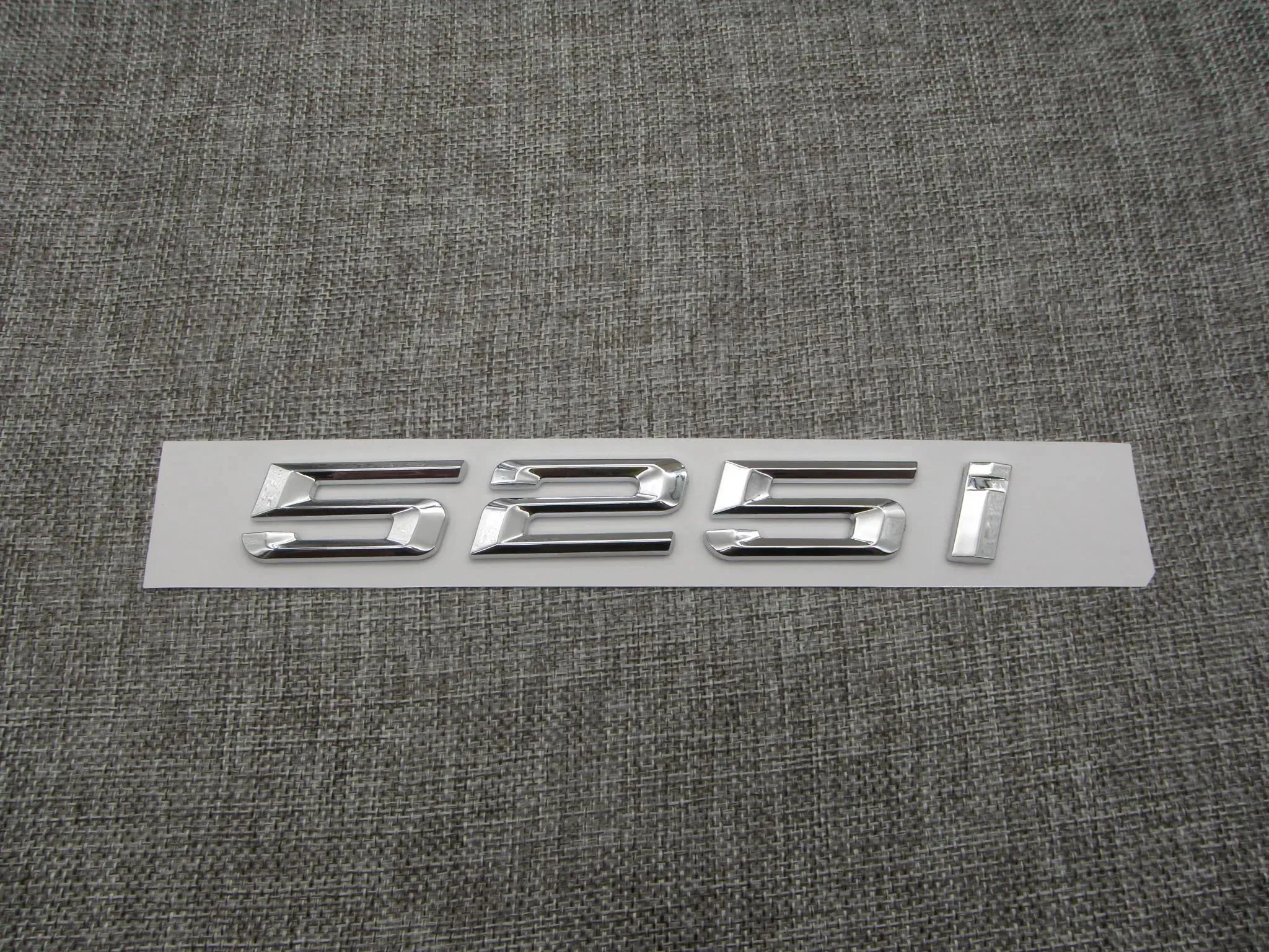 ملصقات رقم الكروم ترانك أحرف خلفية شارات شارات الشارات ل BMW 5 Series 525i