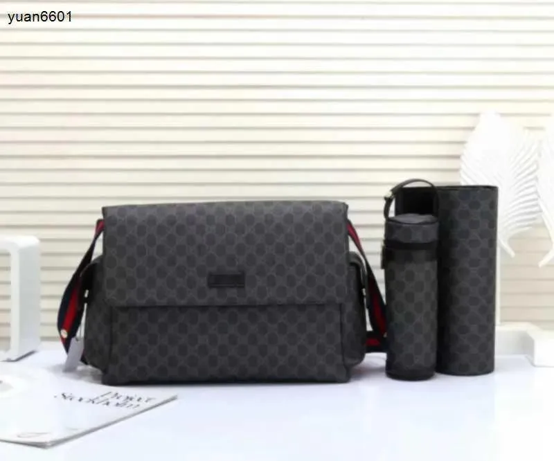 Bolsas de designer Bolsa de fraldas de fraldas à prova d'água Mommy Bolsa de fraldas de três