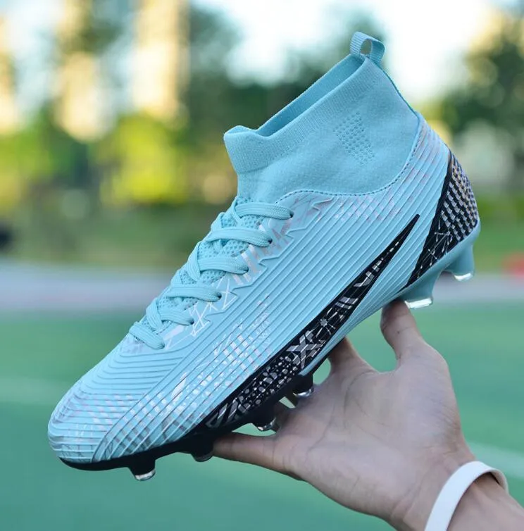 Voetbal Cleats Men High Enkle voetballaarzen Ultra-licht Non-Slip Training FG Turf Futsal Children's Outdoor Sneakers Ademend