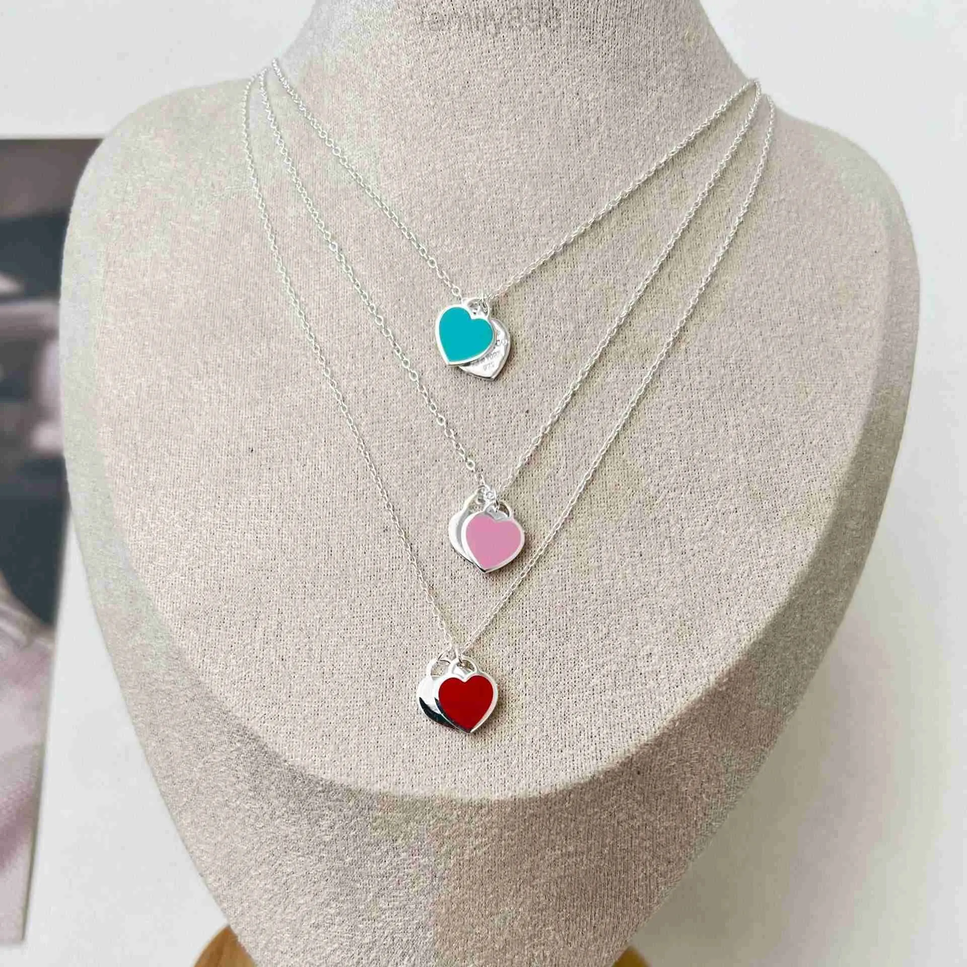 2024 Return Jewelry Designer T Family Sterling Sier Double Heart Necklace Female Enamel Blue Pink Collar Chain Valentine's Day Gift Craftmanship Brand