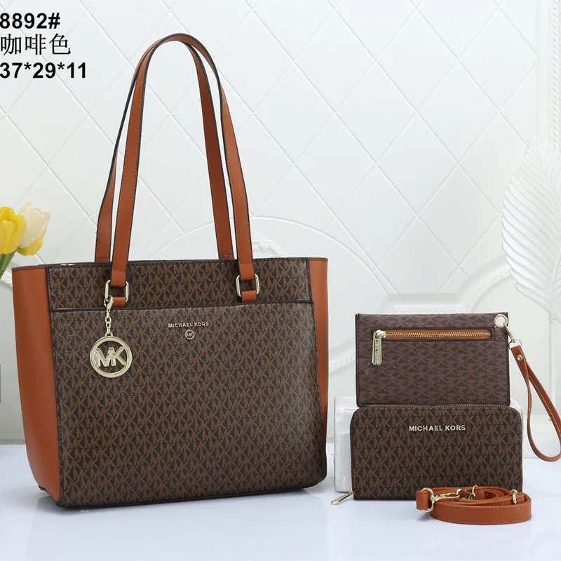 Amazon.com: Michael Kors handbag for women Jet set travel shoulder bag tote  bag, Black leather : Clothing, Shoes & Jewelry