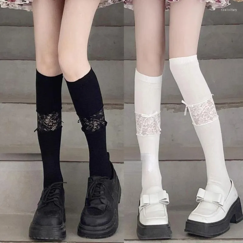 Femmes chaussettes 2024 en dentelle en dentelle Knee High Stockings Tube Hollow Out College Stocking