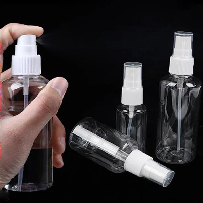 Toptan 1000 pcs 50ml Pet Plastik Sprey Parfüm Şişeleri Boş 50ml Kozmetik Ambalaj Kapları Dezenfeksiyon için Beyaz Sis Kapağı qrof