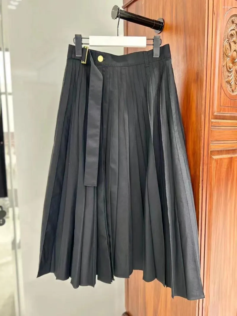 Gonne design versatile mezzo nero per femmina 2023 gonna a pieghe multi -tasca autunnale a metà lunghezza