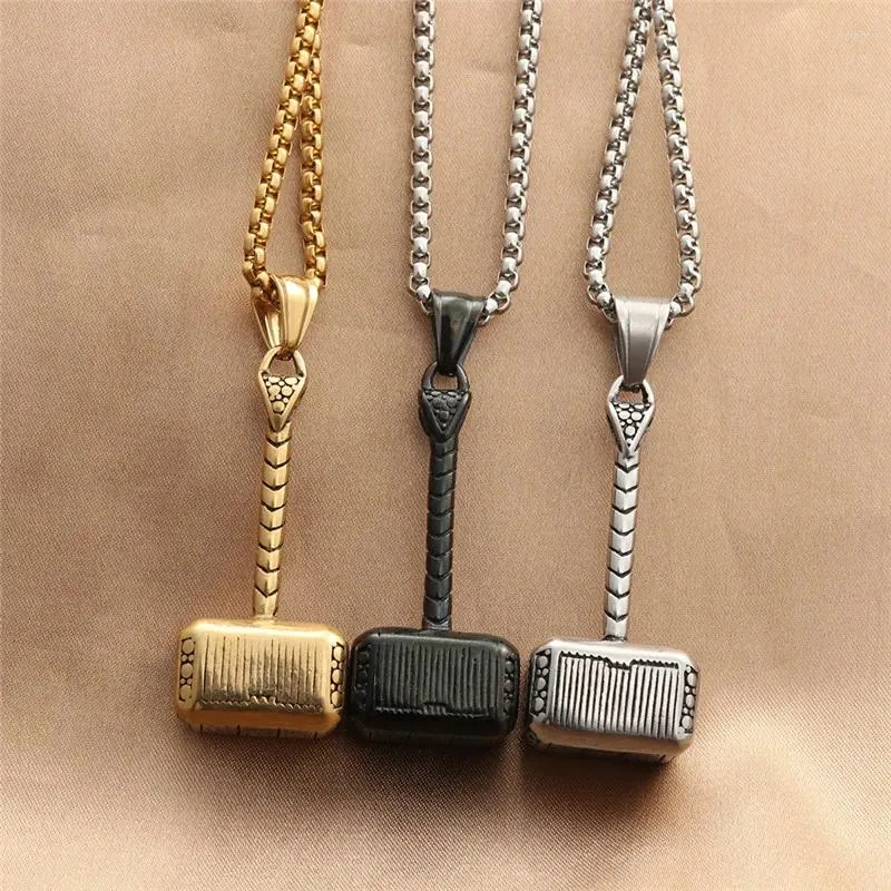 Colliers pendants Collier de marteau de mode de mode européen et américain pour hommes accessoires rétro