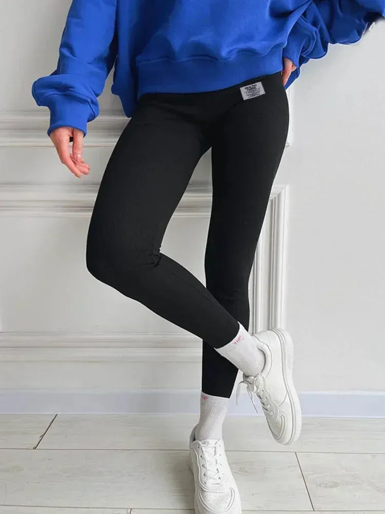 Winter Womens Leggings Velvet Thick Warm Cotton Slim Skinny Female Legging Pants Fleece Black Gray Thermal For Women 231221 From 10 99 DHgate