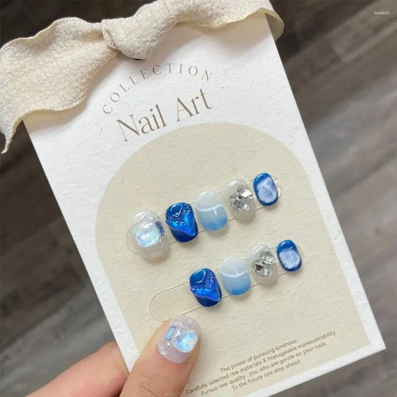 Fałszywe paznokcie 10 szt. Ręcznie robiona koreańska prasa na krótkim noszeniu wielokrotnego użytku urocze profesjonalne 3D z rhinestone Diamond Nail Art