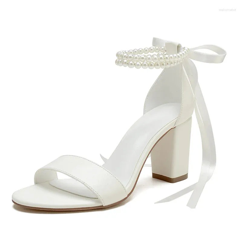 Sandaler Satin Pearl Block Heel Wedding Sandal för Bride Open Toe Ribbon Women Chunky Heeled Bridal Party Shoes