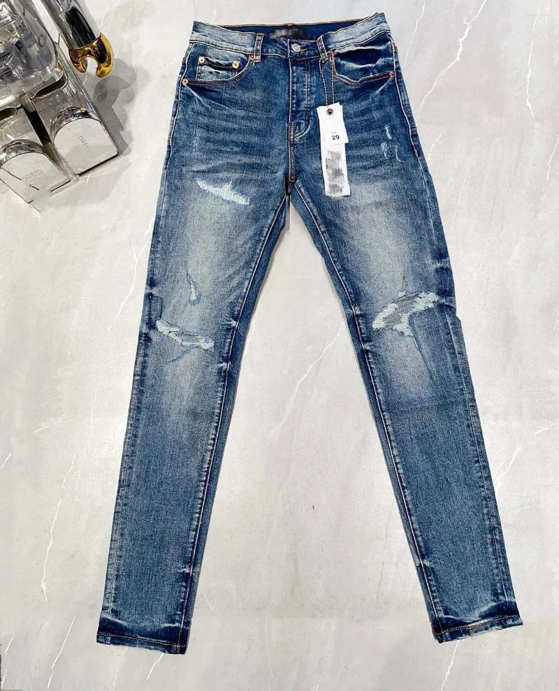 Mäns jeans köper till lägsta pris 2024 Fashion Biker Moto Designer Patchwork handritad alfabet Slim Skinny Denim Pants Male