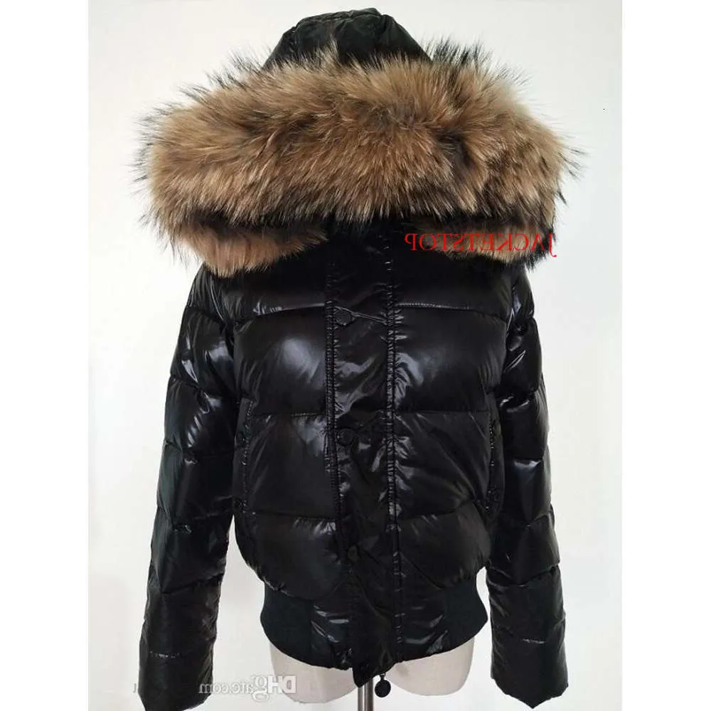 M femmes veste épaississant les parkas parkas réel raton laveur à col en fourrure Hood en manteau noir couleur rouge couleur macai