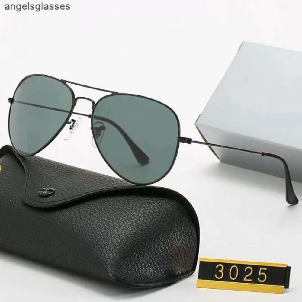 Men de luxe Classic Pilot Des lunettes de soleil HD Glassons de soleil polarisés HD conduisant des lunettes de pêche pour les hommes Femmes UV400 Protection avec boîte